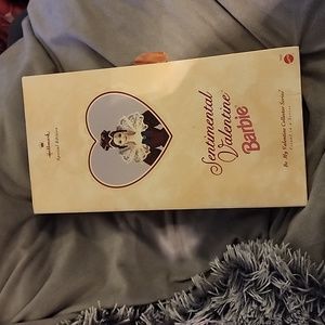 Hallmark Sentimental Valentine Barbie.  1996.